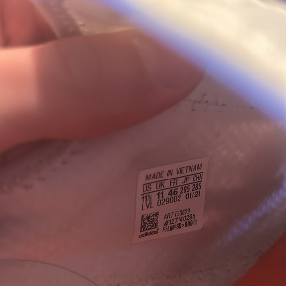 Adidas NMD_R1 Spectoo ‘white shock blue’ - Picture 4 of 5